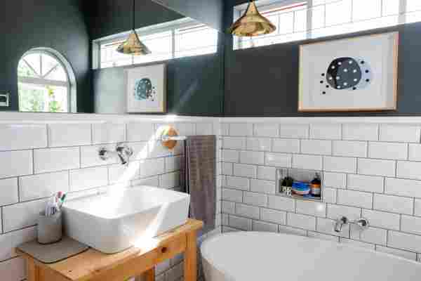 30 Genius Design & Storage Ideas for Your Small Bathroom